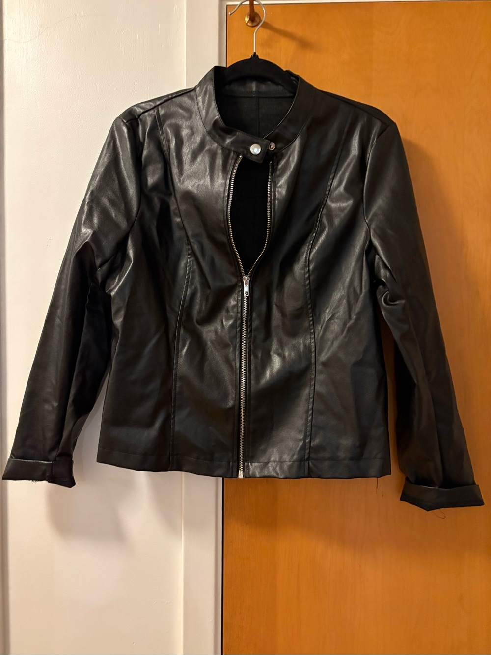 SHEIN Black Faux Leather Zip-Up Moto Jacket